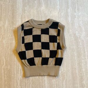 Forever 21 Black & Tan Checkered Sweater Vest - Size M